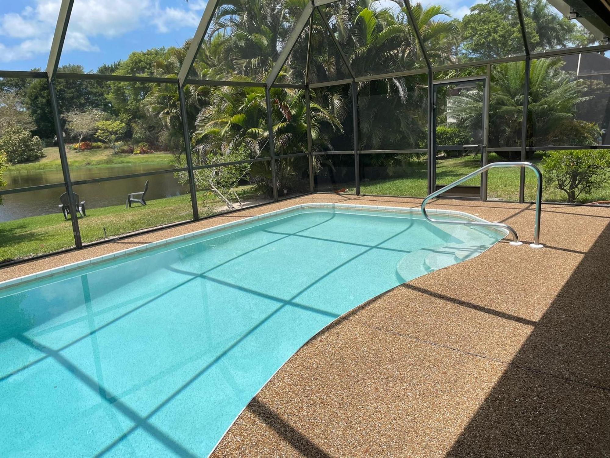 Pool Home With A New Sparkling Pool, Close To Beach, Lovely Lake View North Naples エクステリア 写真